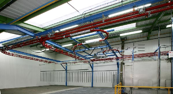 Convoynort - Birra&iacute;l - Serie 3300 - Zonas de almacenamiento en ascenso de una cabina de espolvoreo electrost&aacute;tico